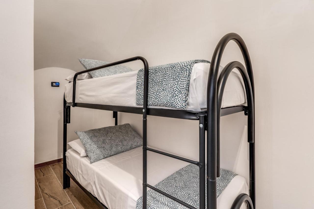 The Quarters Naples Apartments Εξωτερικό φωτογραφία